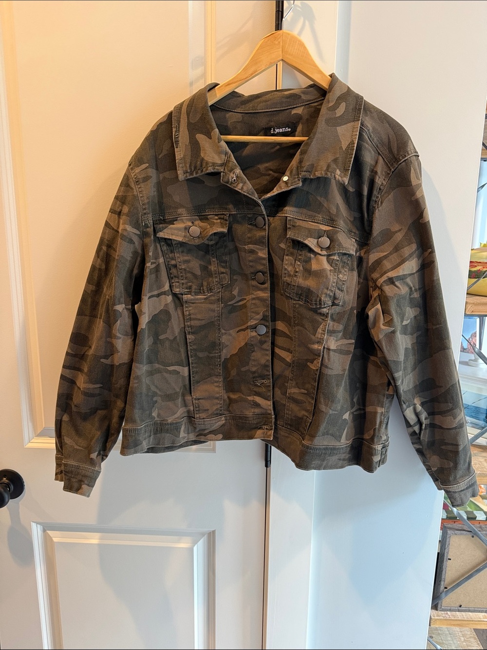 d. jeans Camouflage Jean Jacket in Olive and Brown
